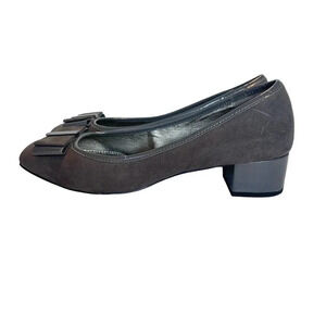 Bandolino 9M gray faux‎ suede + patent leather block heel loafers with bow